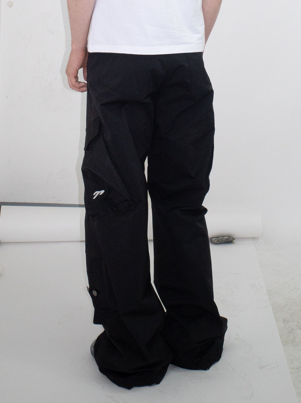Tansanmagnesium Nylon Wide Cargo Pants
