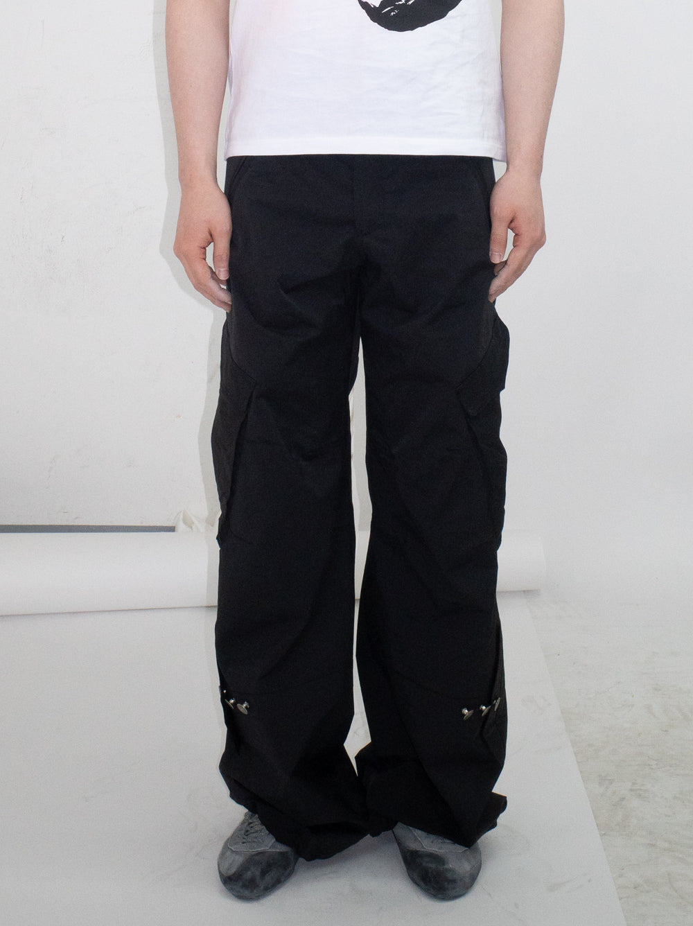 Tansanmagnesium Nylon Wide Cargo Pants