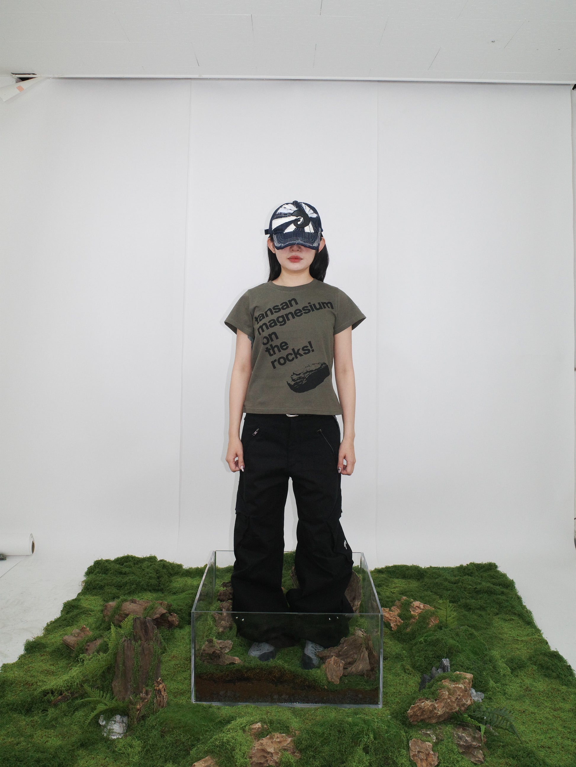 Tansanmagnesium On The Rock T-Shirt