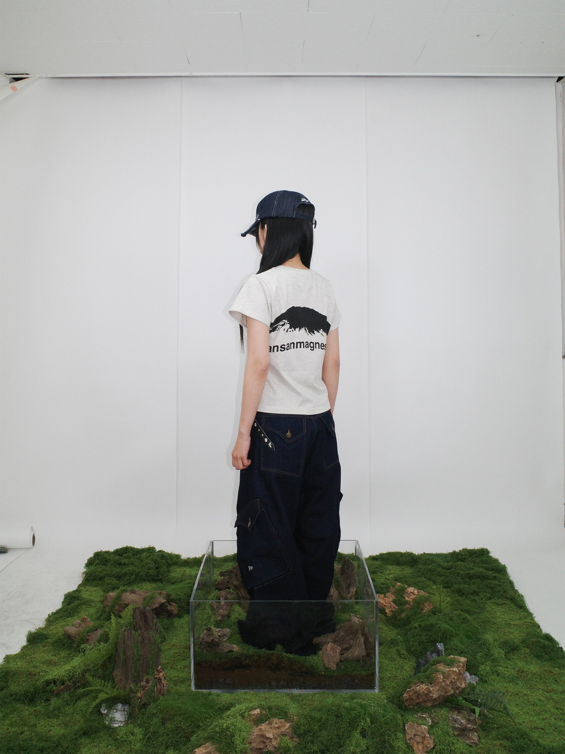 Tansanmagnesium (5/9 Pre-order Delivery) Mountain T-Shirt (Ivory)