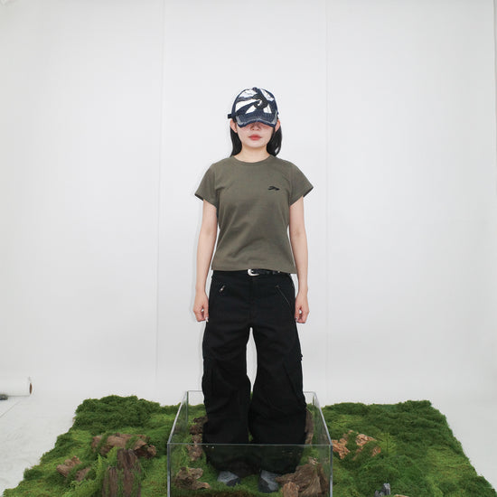 Tansanmagnesium (5/9 Pre-Order) Mountain T-Shirt
