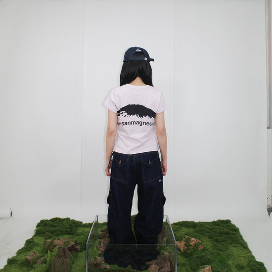 Tansanmagnesium (5/9 Pre-Order) Mountain T-Shirt