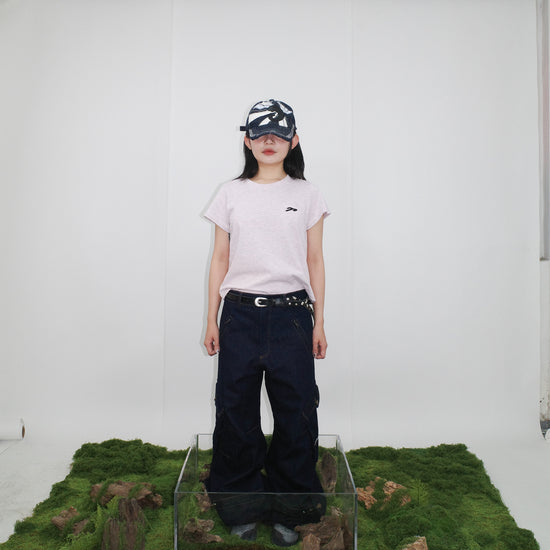 Tansanmagnesium (5/9 Pre-Order) Mountain T-Shirt