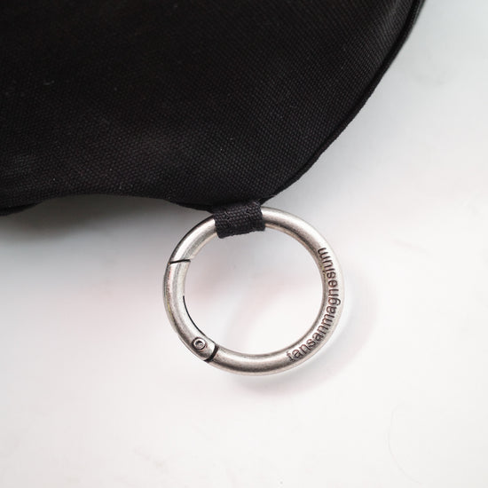 Tansanmagnesium O-Ring Logo Carabiner
