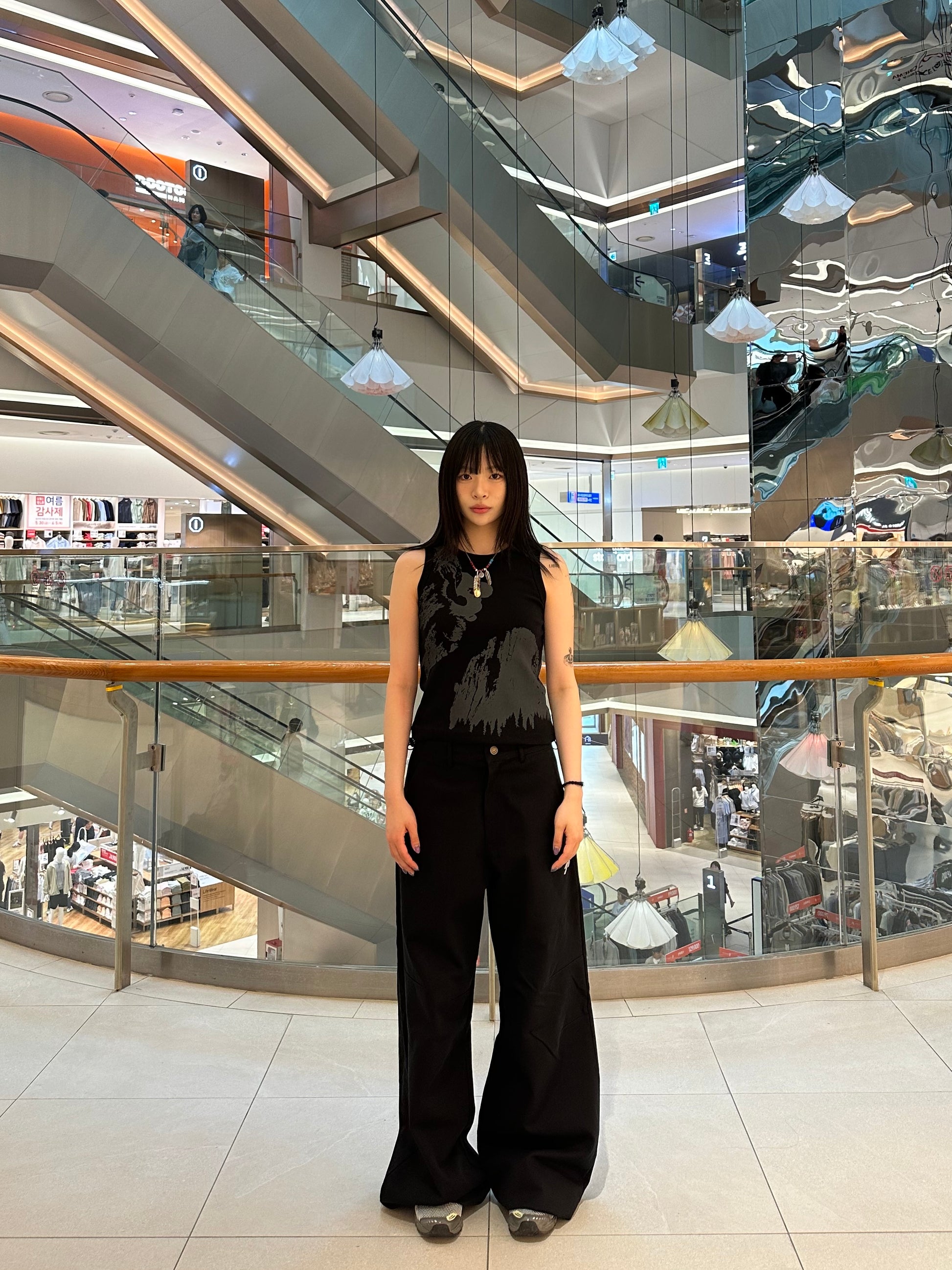 Tansanmagnesium (5/15 Pre-Order Delivery) Star Appliqué Pants Black