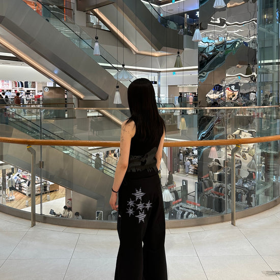 Tansanmagnesium (5/15 Pre-Order Delivery) Star Appliqué Pants Black