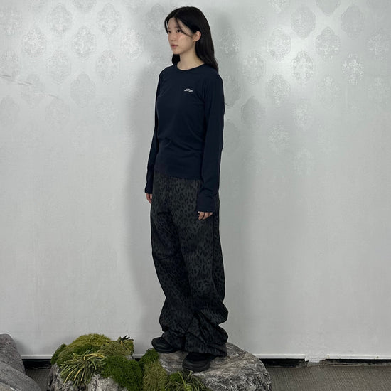 Tansanmagnesium Hon Appliqué Long Sleeve