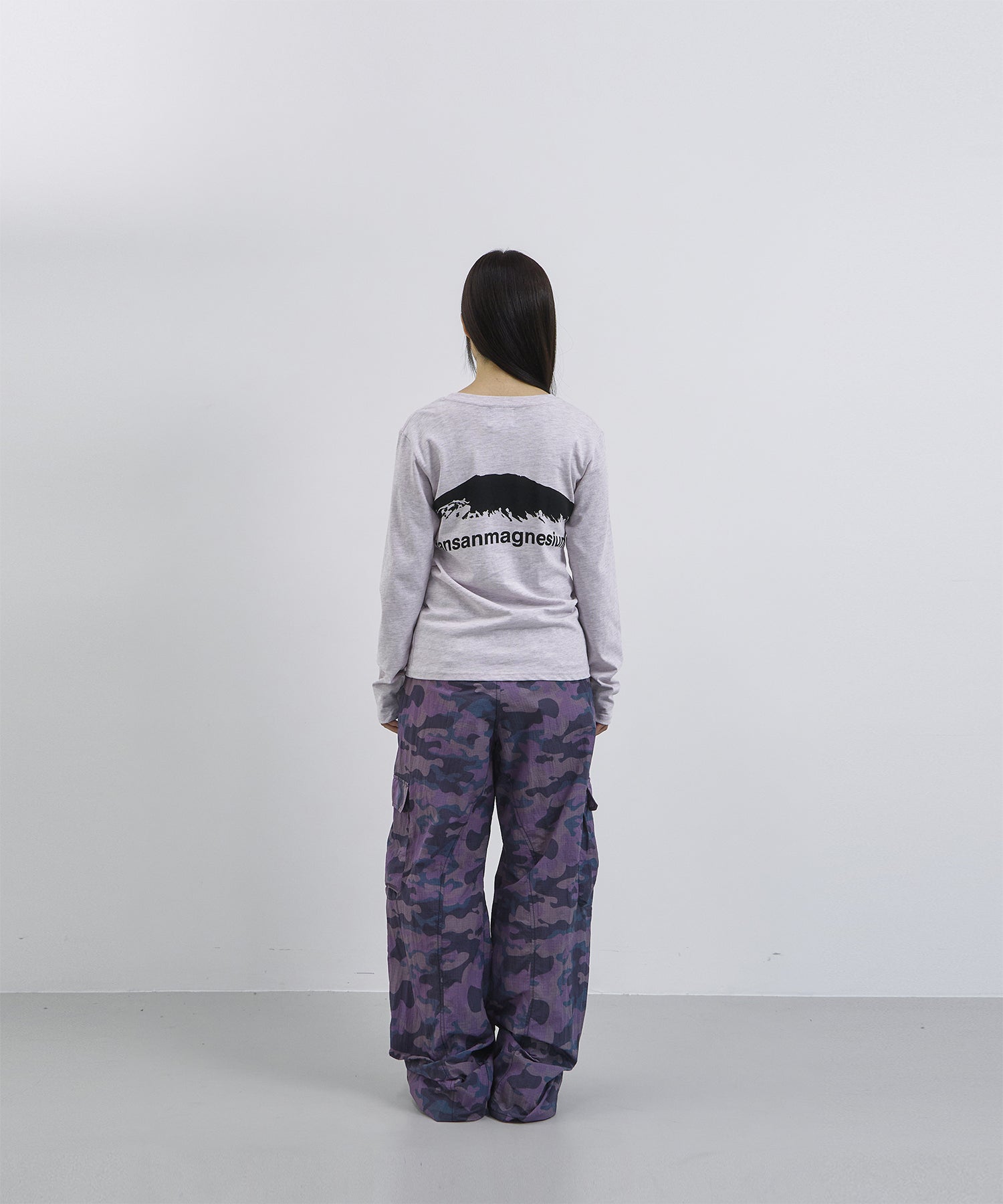 Tansanmagnesium Nylon Wide Stud Cargo Pants Camo