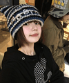 Tansanmagnesium Logo Cat Beanie Blue Stripe