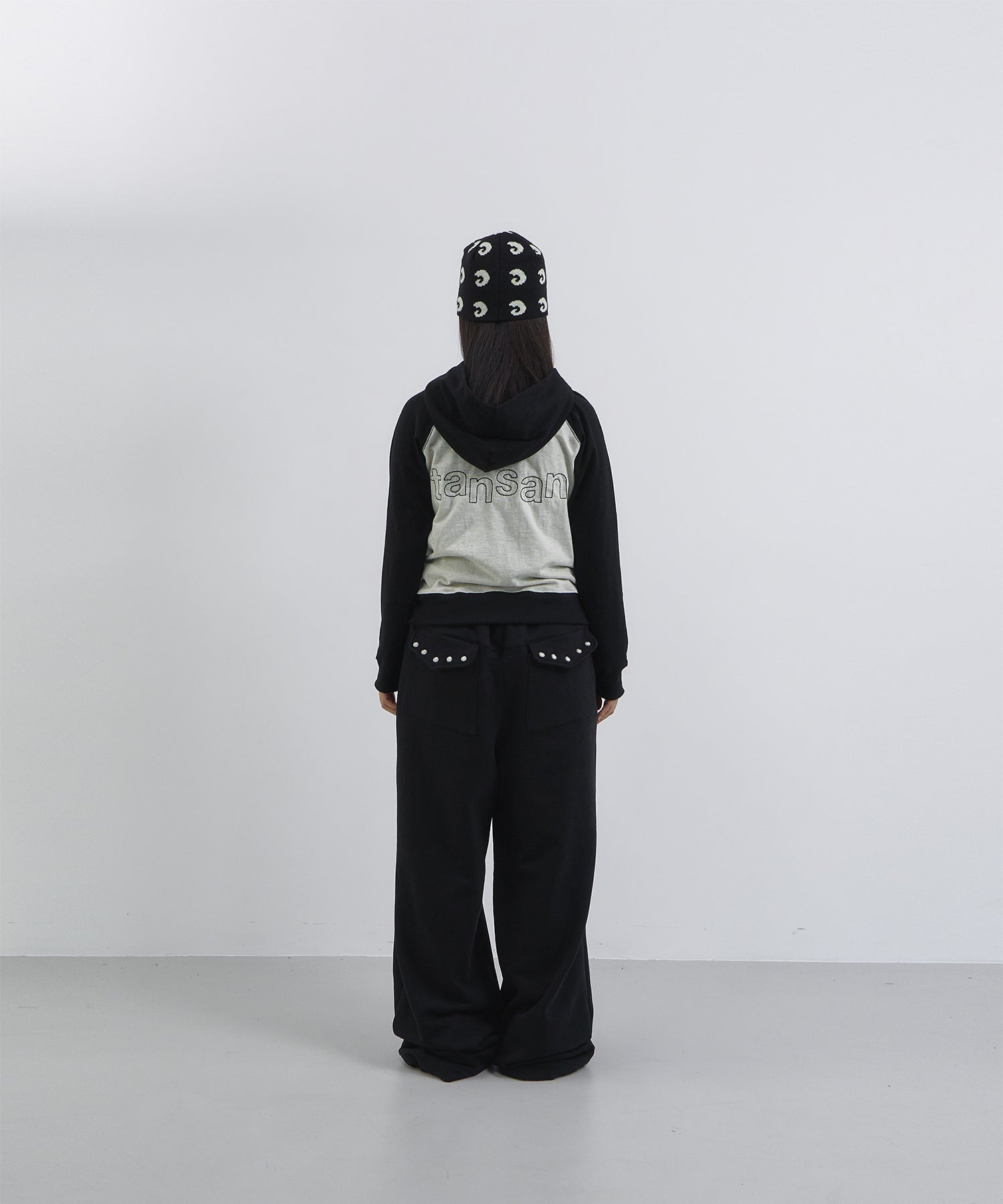 Tansanmagnesium Stud Sweat Pants