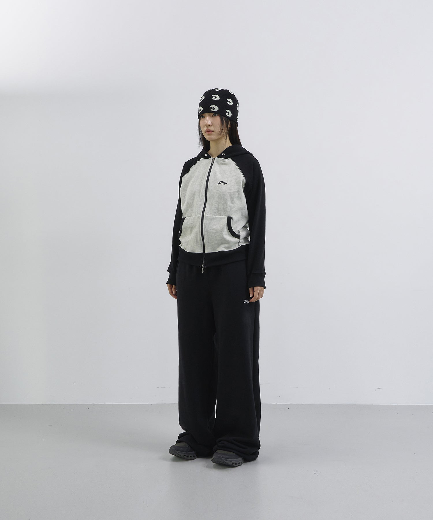 Tansanmagnesium Stud Sweat Pants