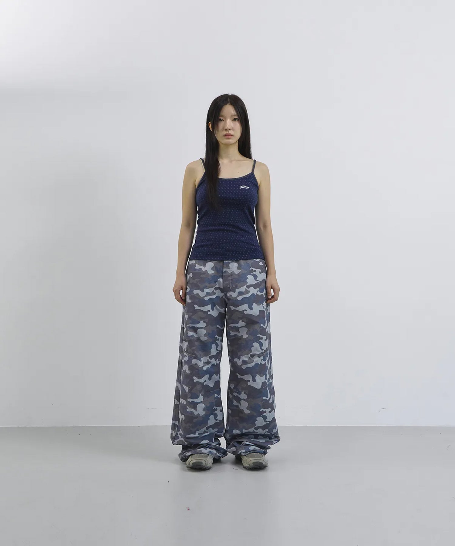 Tansanmagnesium Nylon Wide Stud Pants Camo