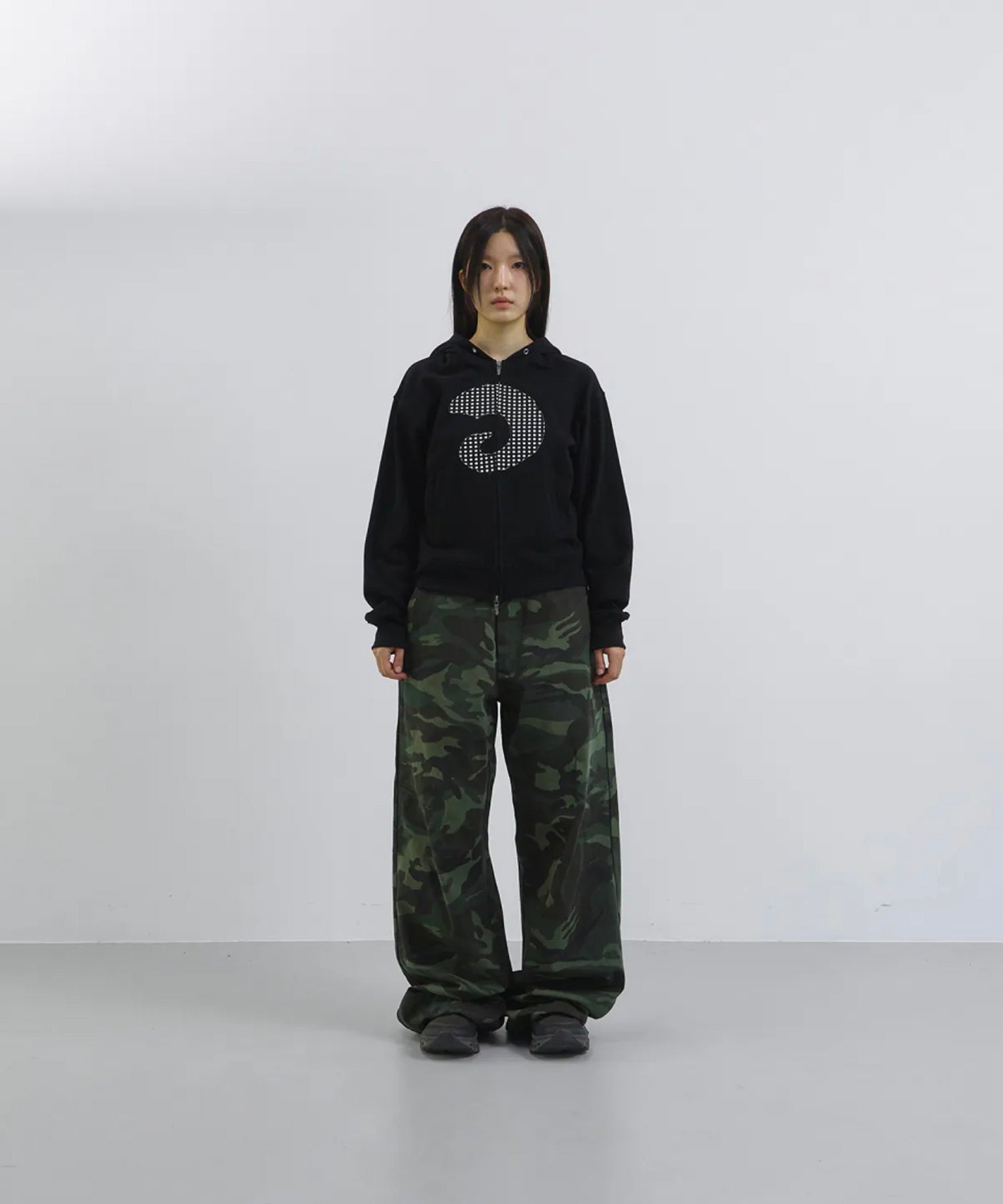 Tansanmagnesium Cotton Wide Stud Pants Camo