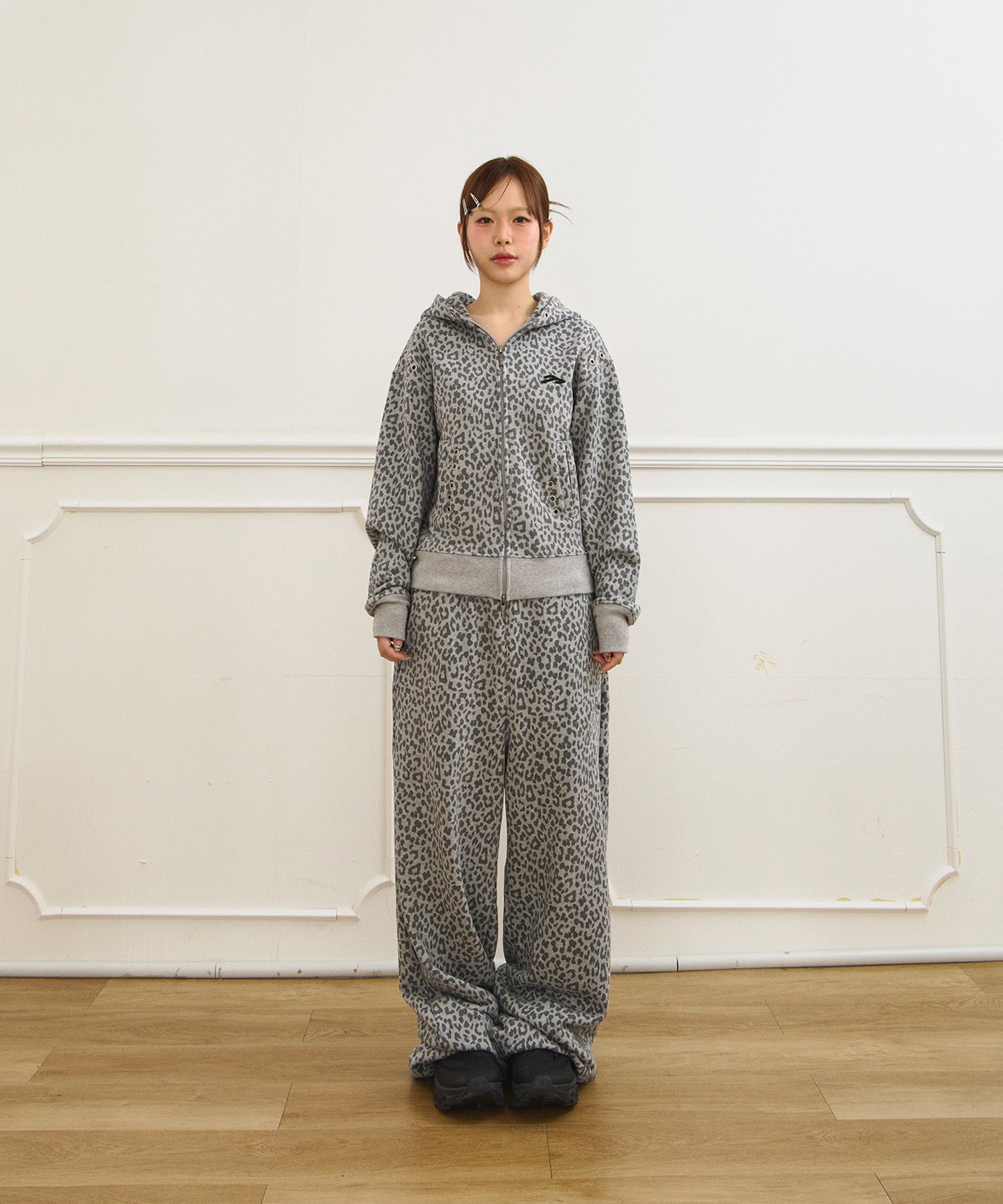 Tansanmagnesium Jooyoung X Tansanmagnesium Hoodie Zip-Up Leopard Grey