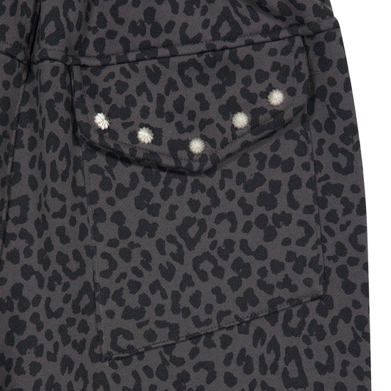 Tansanmagnesium (5/8 Pre-Order) Juyoung X Tansanmagnesium Stud Sweat Pants Leopard Charcoal