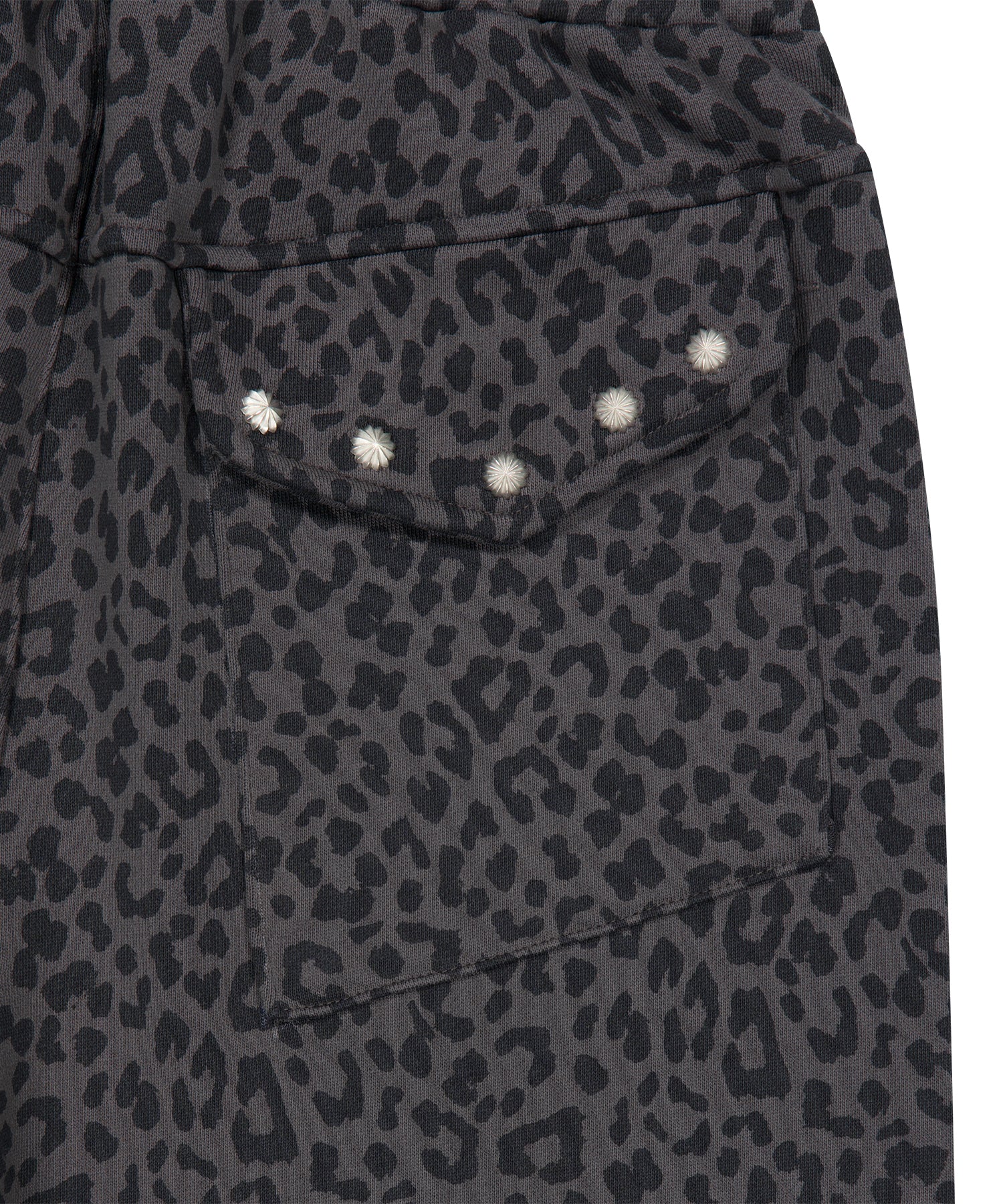 Tansanmagnesium (5/8 Pre-Order) Juyoung X Tansanmagnesium Stud Sweat Pants Leopard Charcoal