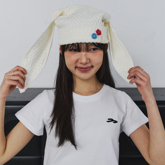 Tansanmagnesium Button Rabbit Beanie