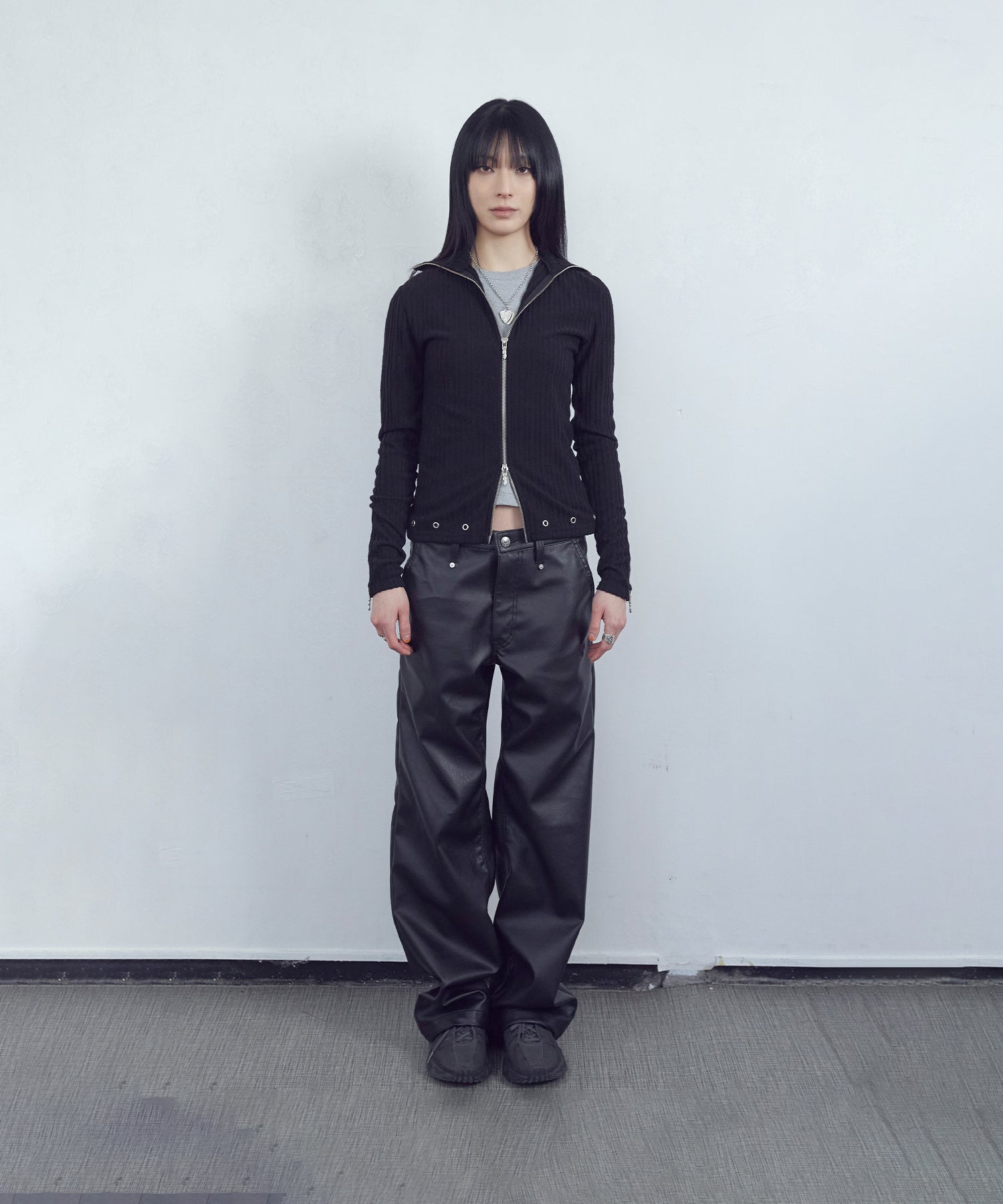 Tansanmagnesium Sullano x Tansan Eyelet Off-Neck Knit Zip-Up