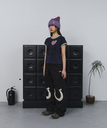 Tansanmagnesium (5/8 Pre-Order) Horseshoe Appliqué Pants (Black)