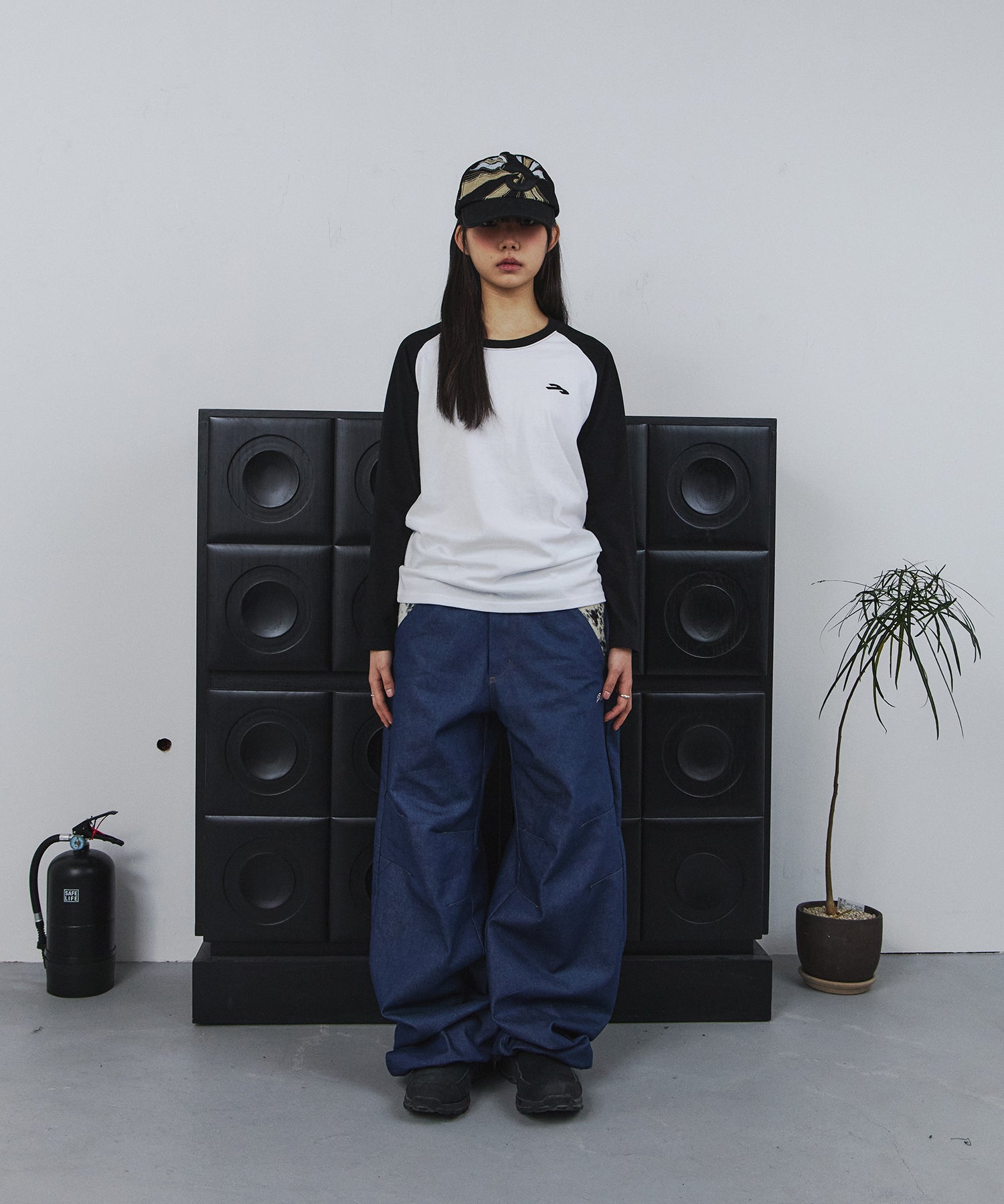 Tansanmagnesium (5/27 Pre-Order Delivery) Nagrang Bone Long Sleeve (White)