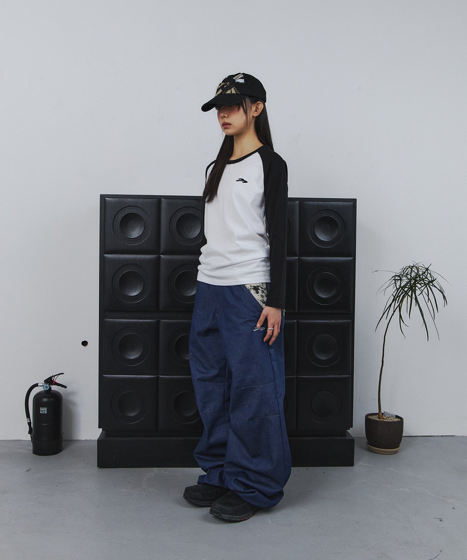 Tansanmagnesium (5/27 Pre-Order Delivery) Nagrang Bone Long Sleeve (White)