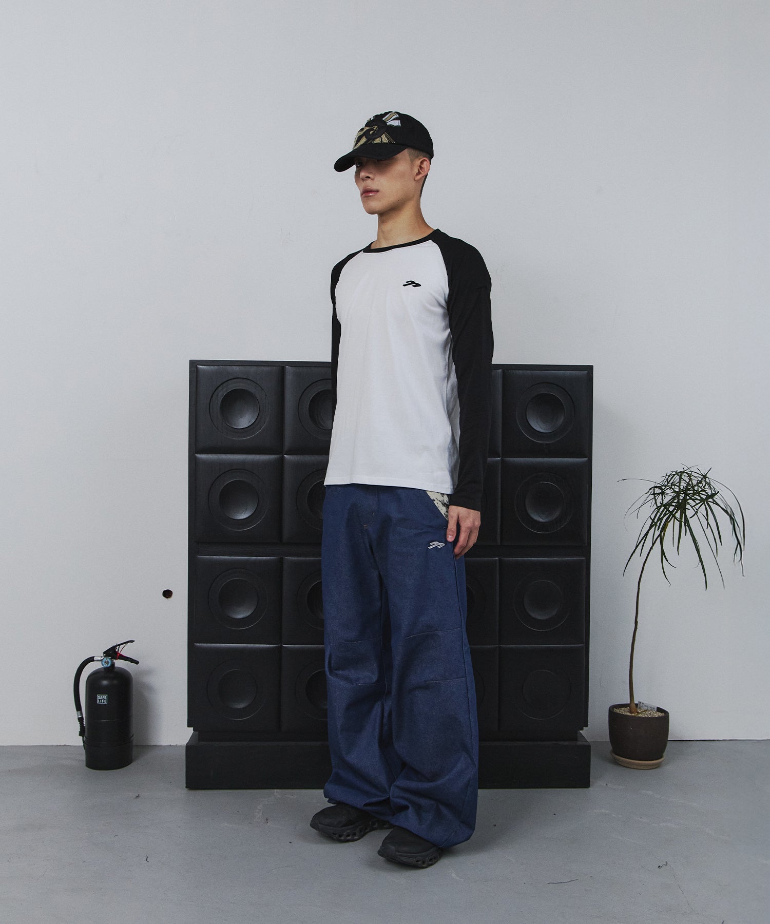 Tansanmagnesium (5/27 Pre-Order Delivery) Nagrang Bone Long Sleeve (White)