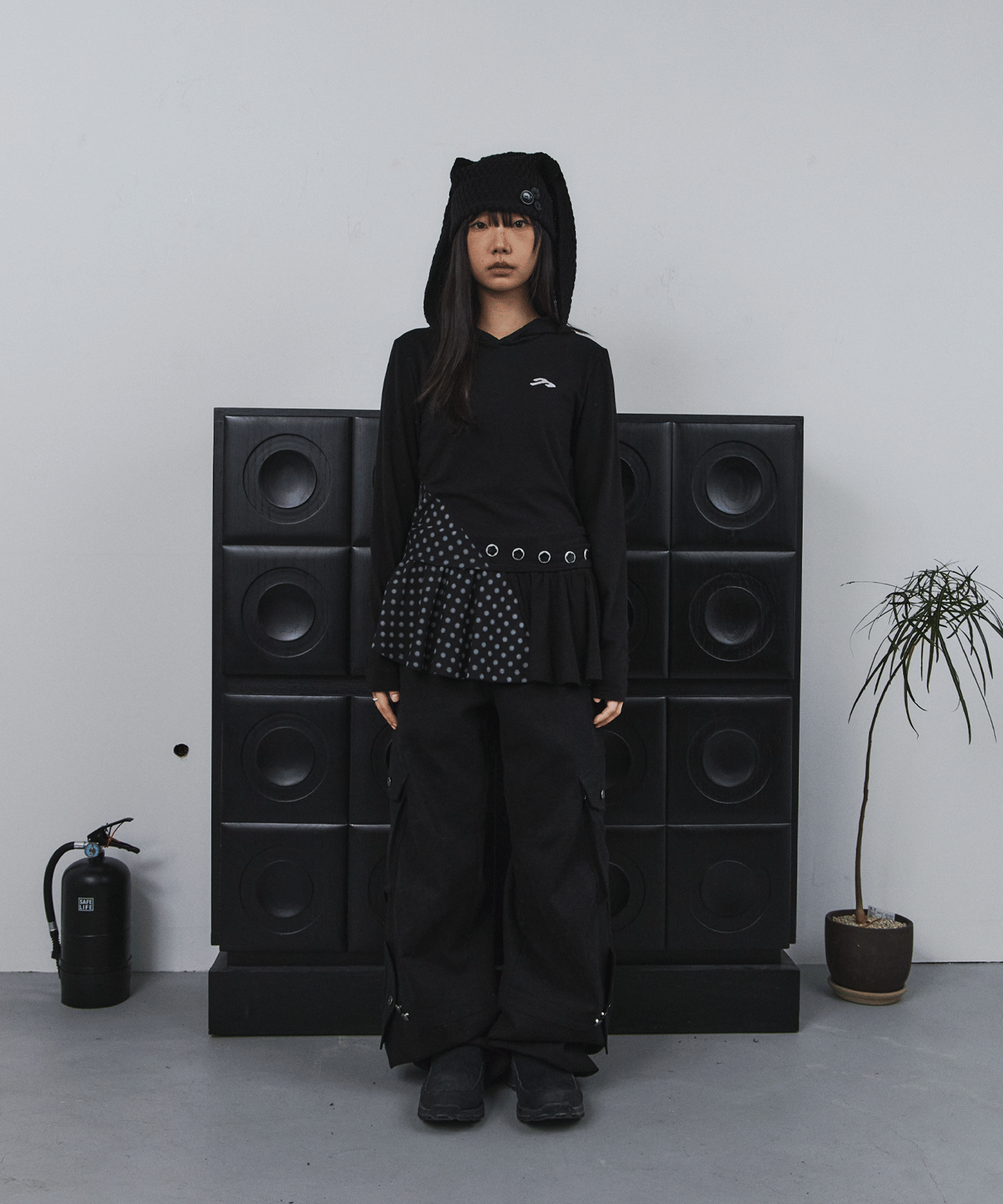 Tansanmagnesium Button Hood Layered One-Piece