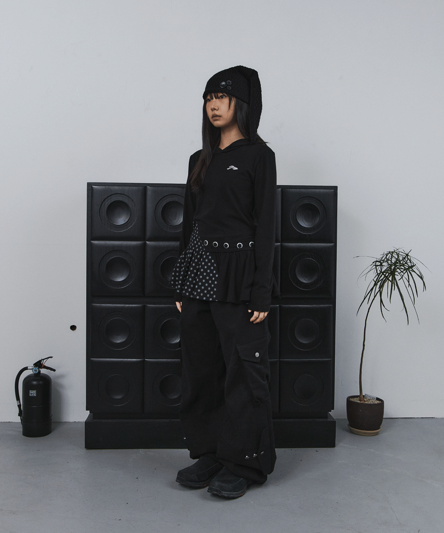 Tansanmagnesium Button Hood Layered One-Piece