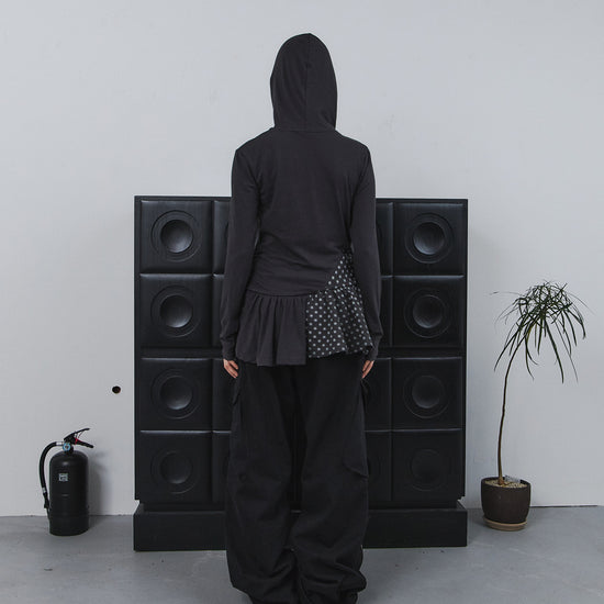 Tansanmagnesium Button Hood Layered One-Piece