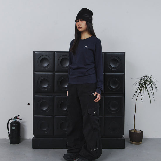 Tansanmagnesium Cross Appliqué Long Sleeve