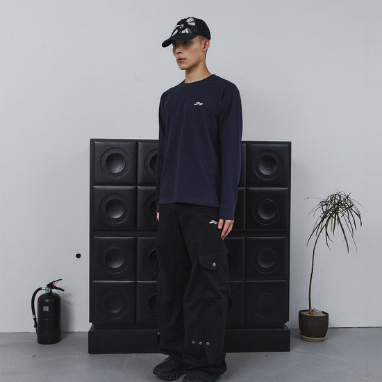 Tansanmagnesium Cross Appliqué Long Sleeve