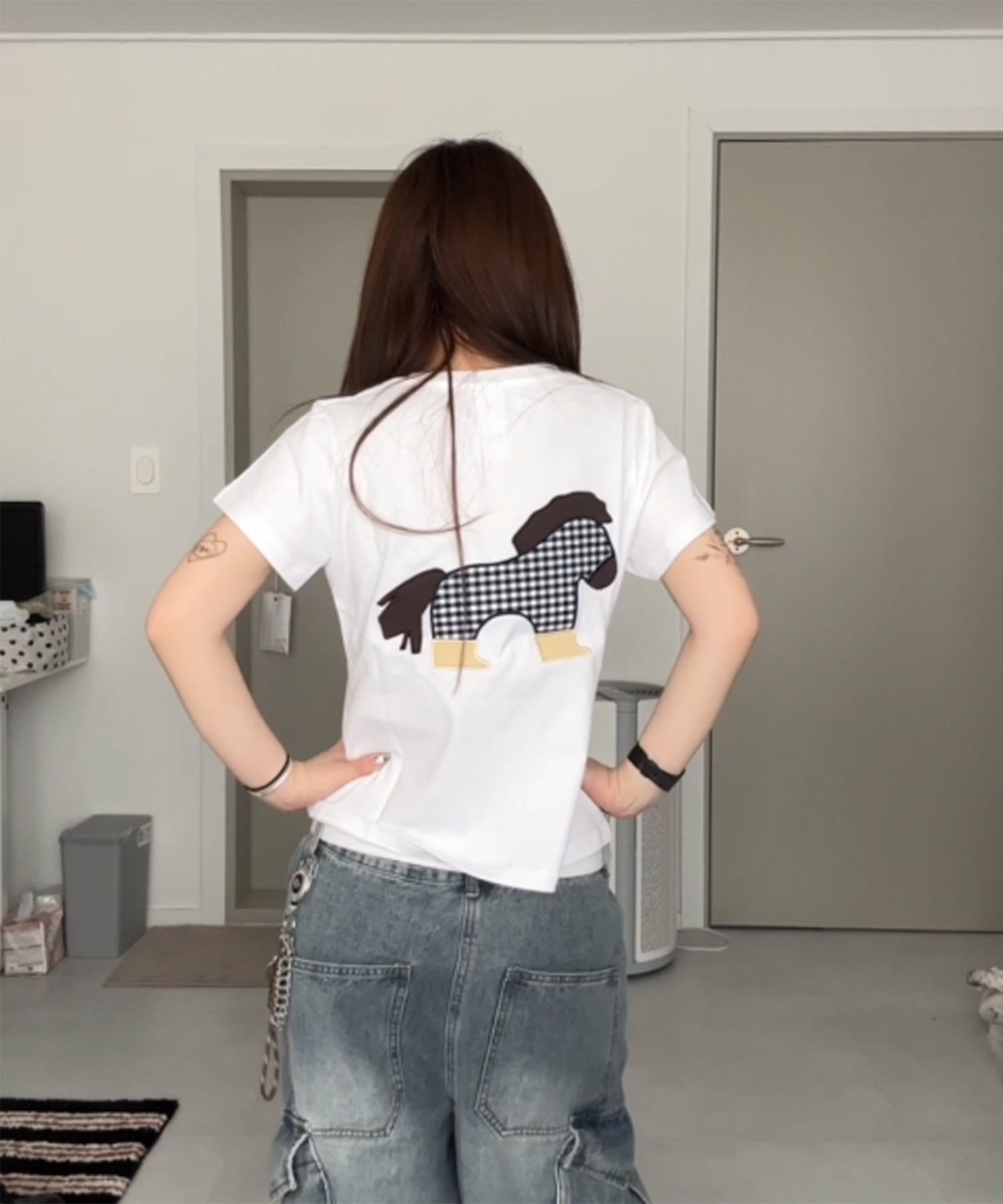 Tansanmagnesium (5/20 Pre-Order) Pony Appliqué T-Shirt (White)