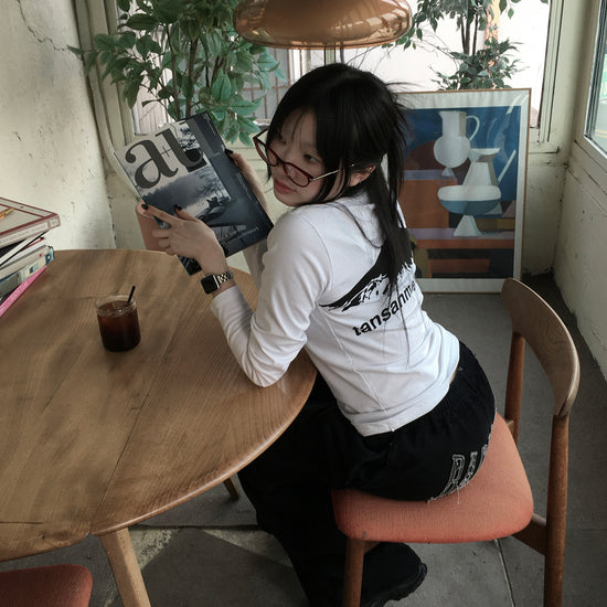 Tansanmagnesium (5/18 Pre-Order) Mountain Long Sleeve (White/Black)