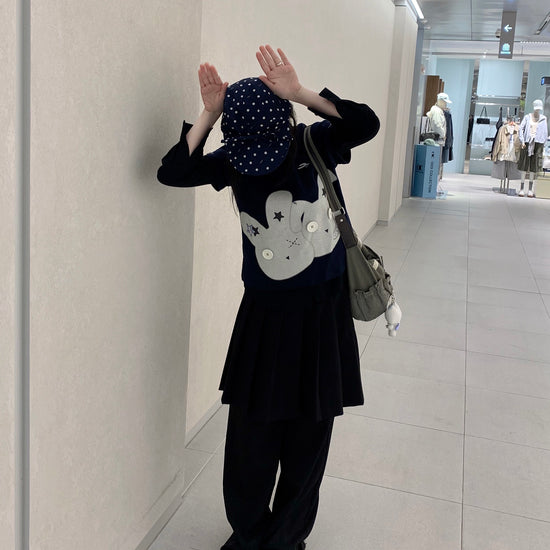 Tansanmagnesium (5/12 Pre-Order) Rabbit Button T-Shirt (Navy)