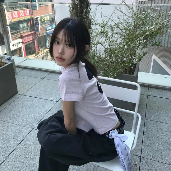 Tansanmagnesium (4/30 Pre-order Shipping) Horn Appliqué T-Shirt (Light Pink)