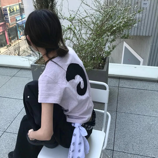 Tansanmagnesium (4/30 Pre-order Shipping) Horn Appliqué T-Shirt (Light Pink)
