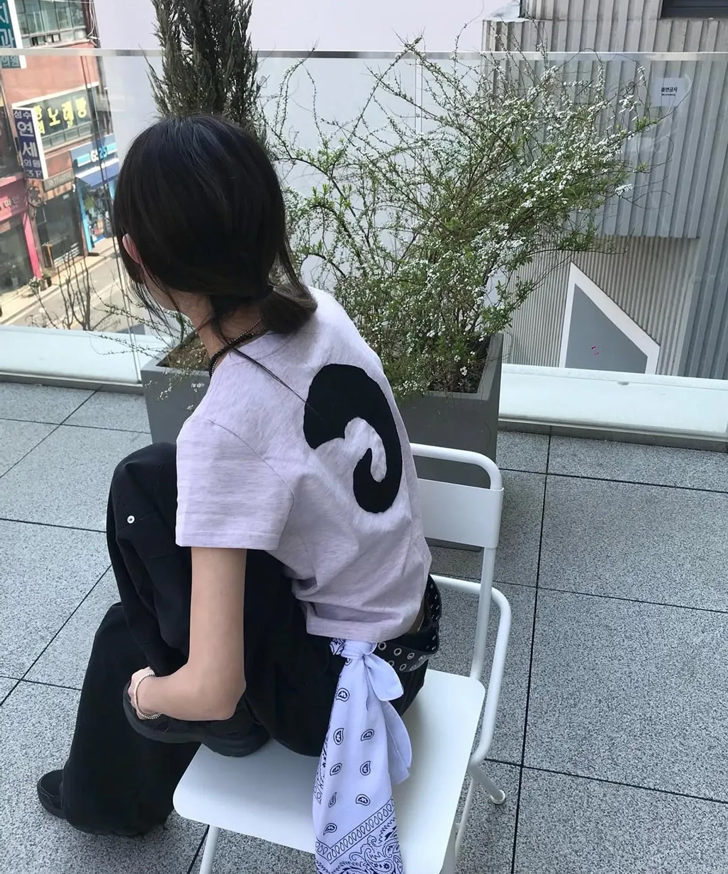 Tansanmagnesium (4/30 Pre-order Shipping) Horn Appliqué T-Shirt (Light Pink)